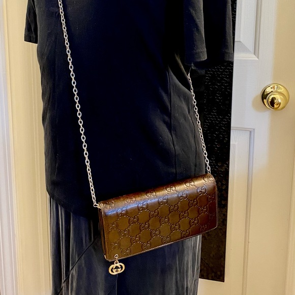 (SOLD) Auth Gucci Wallet on chain - Picture 14 of 15